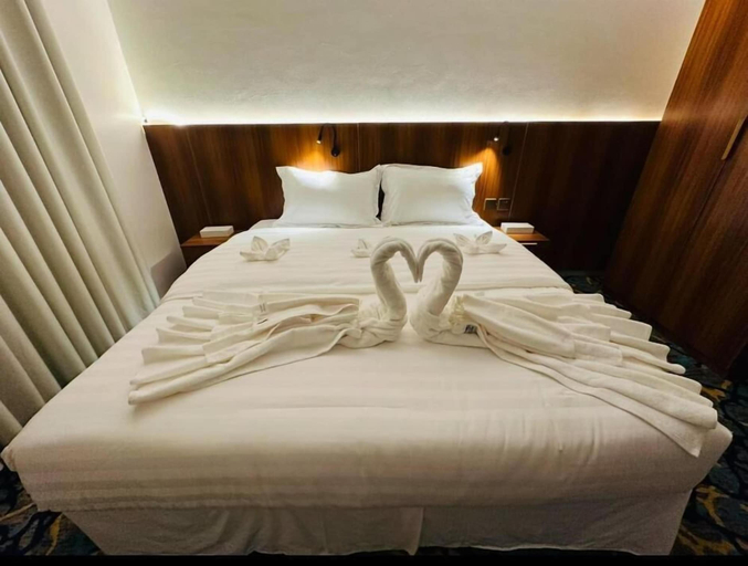 Room 2, Kamal Al Dhahabi Hotel, Al Madinah Al Munawwarah