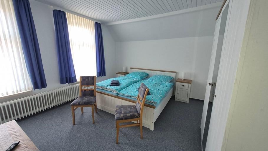 4, Goode Wind, Aurich