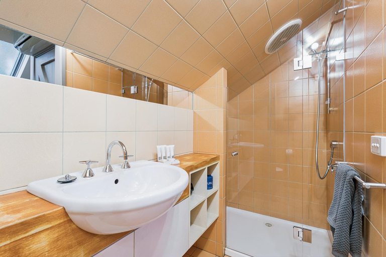 Bathroom, Oakdene Vineyards Guesthouse, Greater Geelong - Pt B