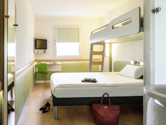 Bedroom 2, ibis budget Berlin Ost, Berlin
