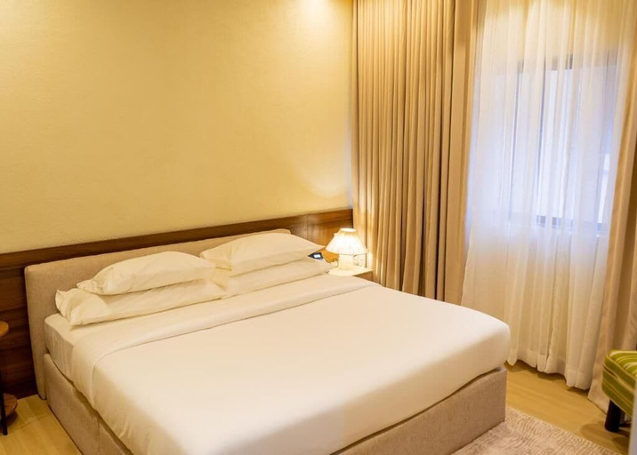 Room 4, 7EVEN Suites, Eti-Osa