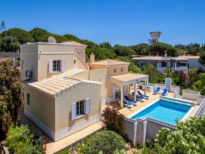 Others 5, Spacious Carvoeiro Villa Casa Jemb 3 Bedrooms Great Pool Area, Lagoa