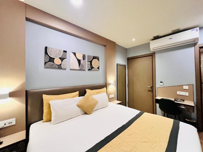 Bedroom 4, Western Blu, Delhi