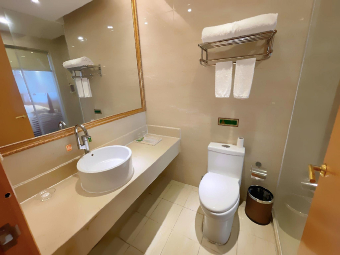 Bathroom 3, Vienna Hotel Guangdong Shantou South Bus Station, Shantou