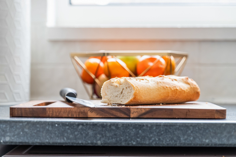 Food and drink, 4-Bed House | Leicester | Driveway Parking, Leicester