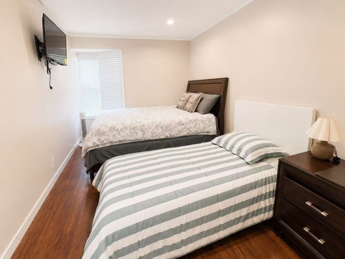 Room, Cozy Villa 1BR South Surrey White Rock, Greater Vancouver