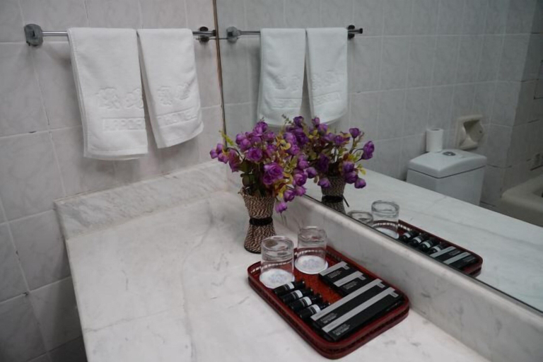 Bathroom 4, Shenyang Airport Hotel, Shenyang