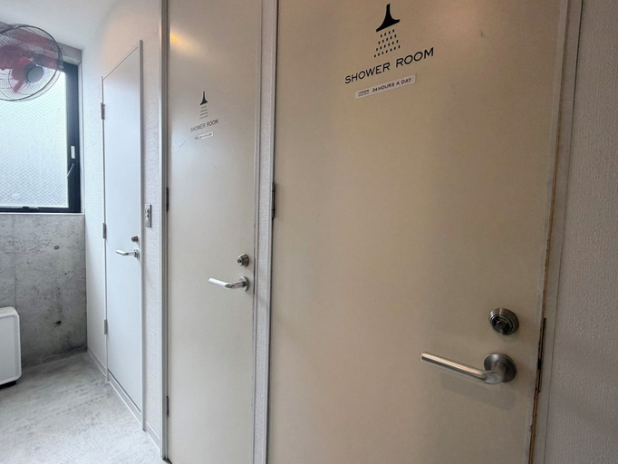 Bathroom 5, Kangaroo Hotel, Taitō