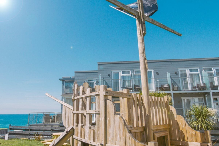 Exterior & Views 2, The Esplanade Hotel, Cornwall