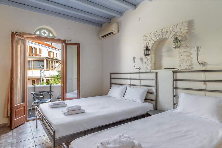 Bedroom 2, En Tino 4, South Aegean