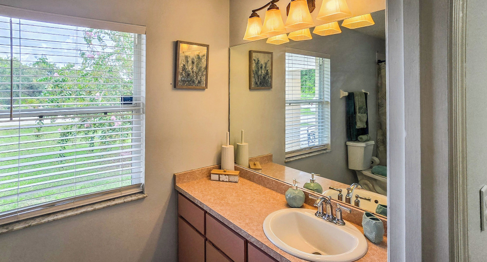 Bathroom 5, Shad Room - Cozy Private Bedroom in a Shared Home, Highlands