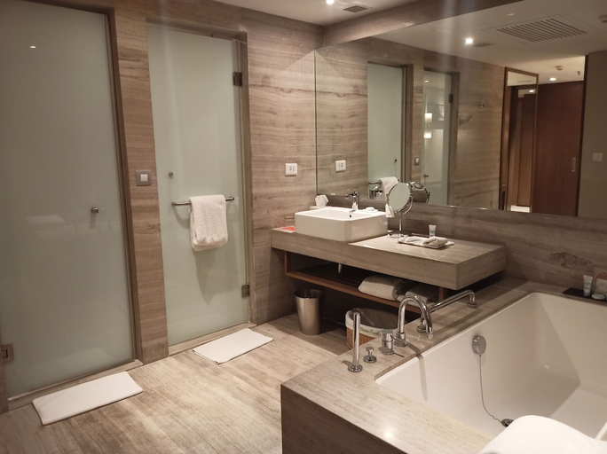 Bathroom 4, Welcomhotel by ITC Hotels, Richmond Road, Bengaluru, Bangalore