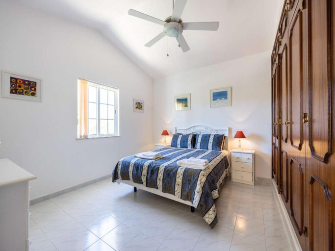 Others 4, Spacious Carvoeiro Villa Casa Jemb 3 Bedrooms Great Pool Area, Lagoa