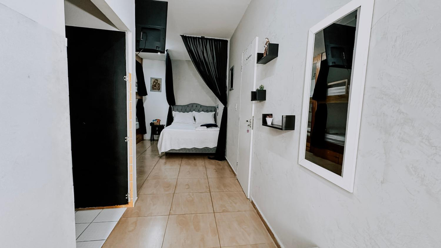 Others 5, Utopia Hostel, Aparecida
