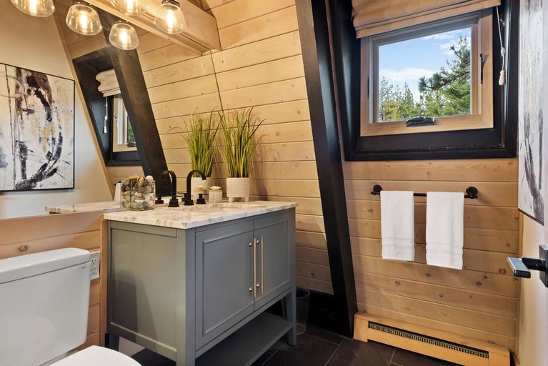 Bathroom 3, Tahoe Sanctuary - Mtn Lake Views & AC, El Dorado
