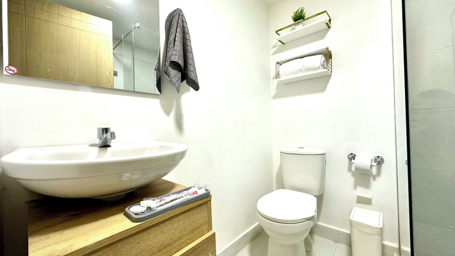 Bathroom 5, Fátima Hotel, Medellín