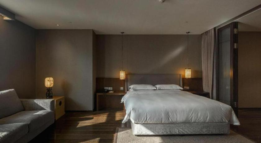 Bedroom 2, The Hidden Place Hotel, Chengdu