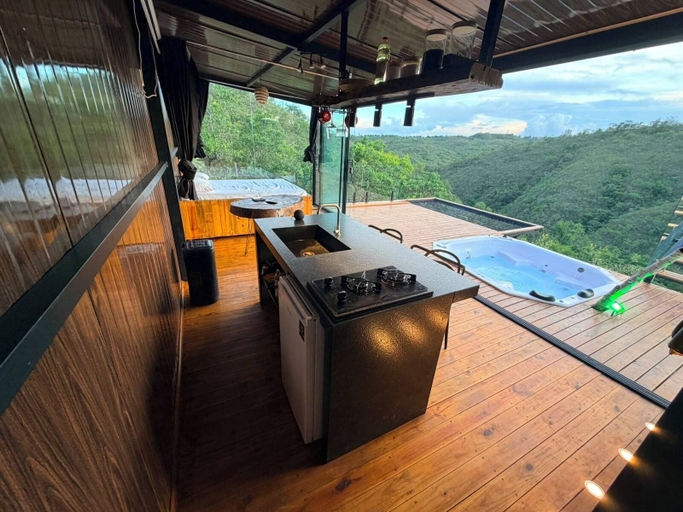 Property grounds, Bangalô Miradouro, Formosa