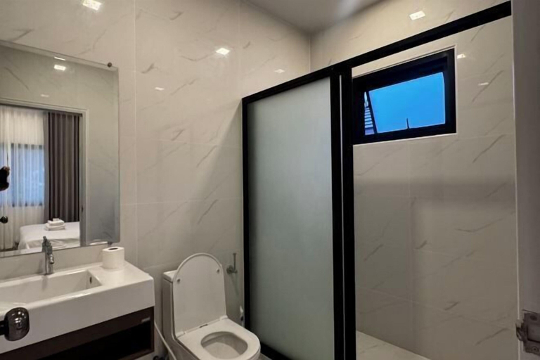 Bathroom 4, Yunman Vacation Villa Pattaya, Bang Lamung
