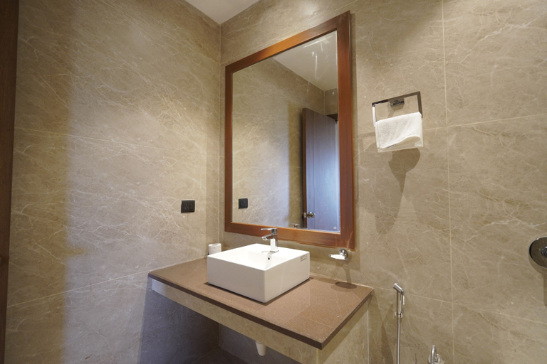 Bathroom 2, Spring Hill Resort- Pathankot, Pathankot