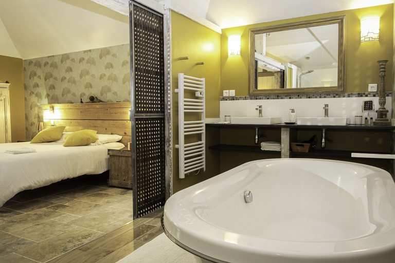 Bathroom 5, Domaine du Lieu des Brocs, Calvados