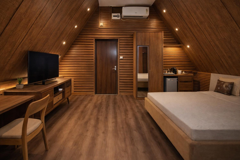 4, Wood Town Resort, Lohit