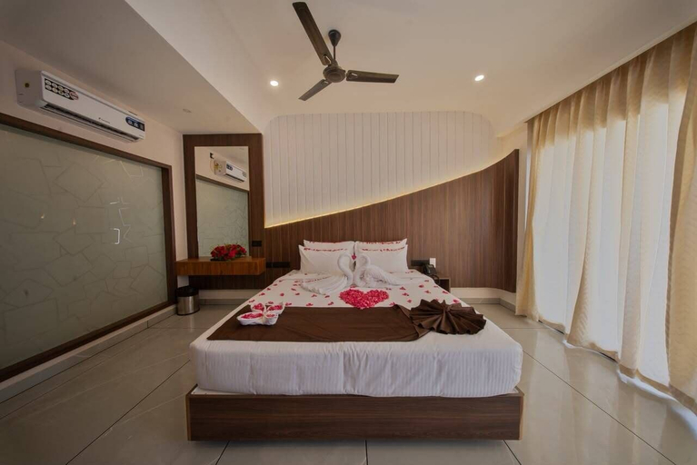 Room 2, Munnar Mahal by Bloom Hospitality, Idukki