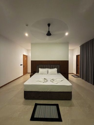 Room 2, The Falcon, Gampaha