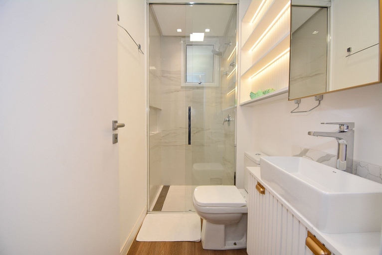 Bathroom 4, Gaivotas Golden - a 200 metros da praia, Florianopolis