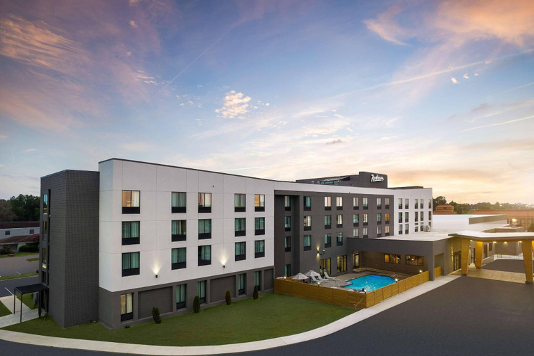 Exterior & Views 1, Radisson Hotel West Memphis, Crittenden