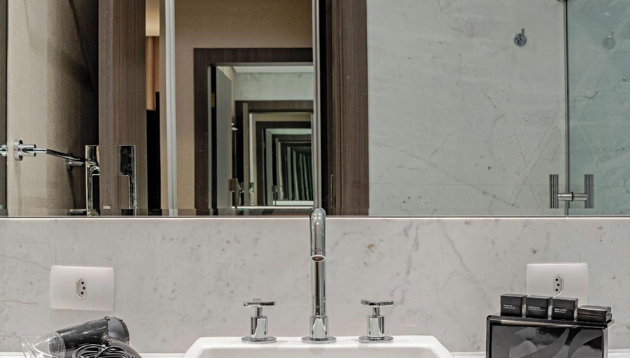 Bathroom 3, Edifício Praça Osório, Curitiba