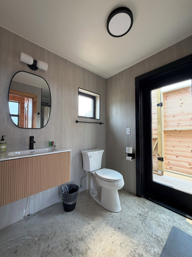 Bathroom, Off Map, Van Buren