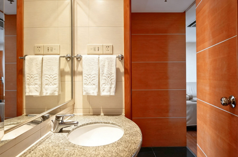 Bathroom 3, Yihe Hotel Ouzhuang, Guangzhou