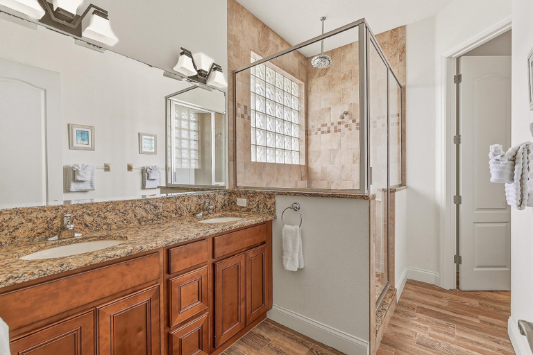 Bathroom 2, Tranquil Tides, Volusia
