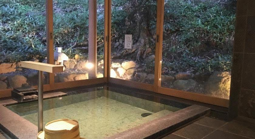 Bathroom 2, Izuajiro-Onsen Shoufuen, Atami
