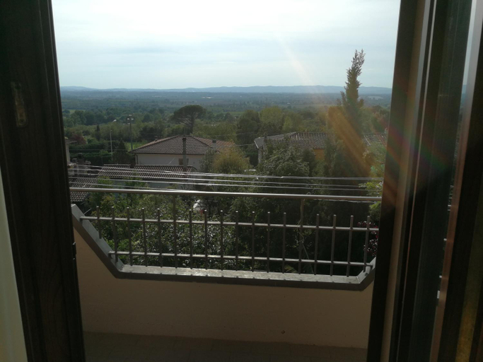Others 5, CASA LE ROSE, Arezzo