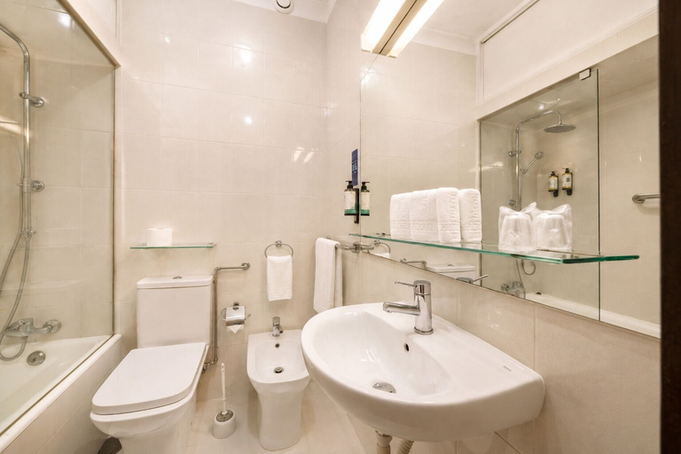 Bathroom 5, Hotel Vice-Rei, Porto