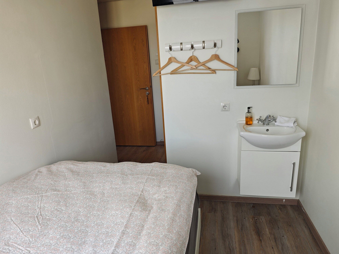 Bathroom 4, The Old Post Office, Eyrarsveit
