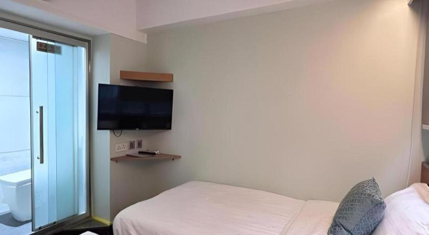 Bedroom 4, I-Hotel, Kowloon