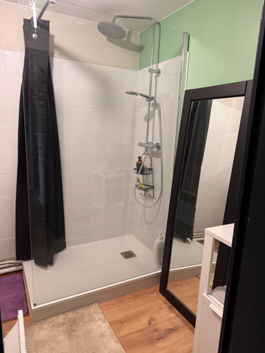 Bathroom 4, Saint Malo centre lambety, Ille-et-Vilaine