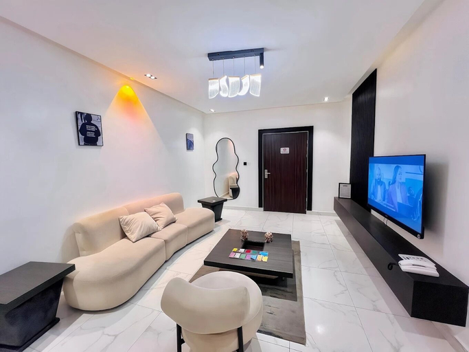 Interior 3, AlphaVista Luxury Apartment, Obio/Akp