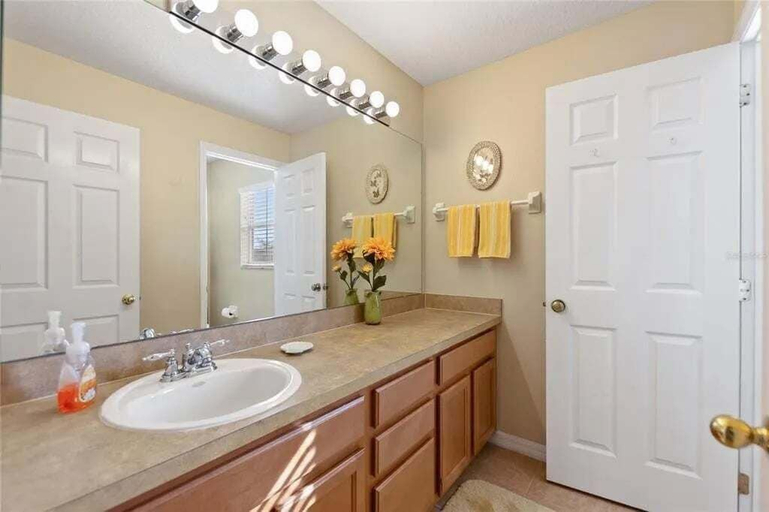 Bathroom 4, 6BR Private Pool Home at West Haven Gated Community, Polk