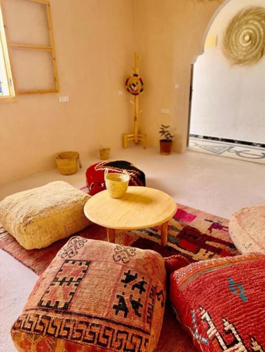 Interior 5, Sines Surfmaroc, Agadir-Ida ou Tanane