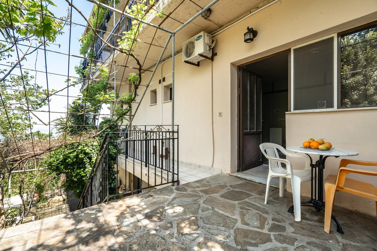 Others 5, Vangelis studio 2, Ionian Islands