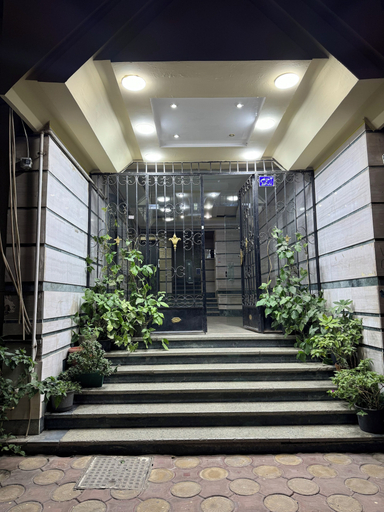 Front of property, Tourist Palace Residence, 'Abdin