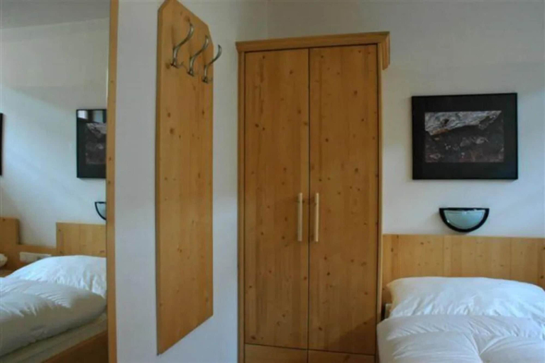 Bedroom, Tranquil Mountain Chalet for 8, Zell am See