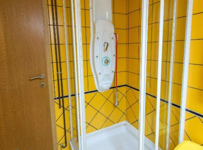 Bathroom 3, Apartments Galić, Ploče