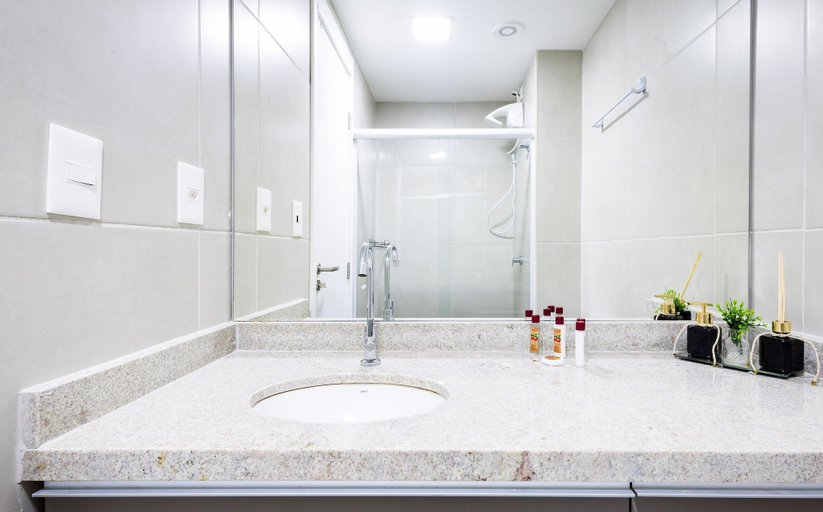 Bathroom 4, Art Studio Housi Salvador by Carpediem, Salvador