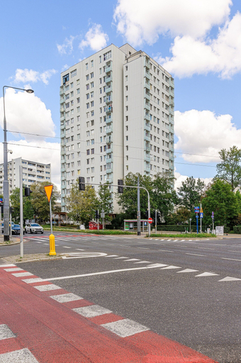 Front of property 3, Lumina 4-room Apart & Balcony near Metro, Warsaw