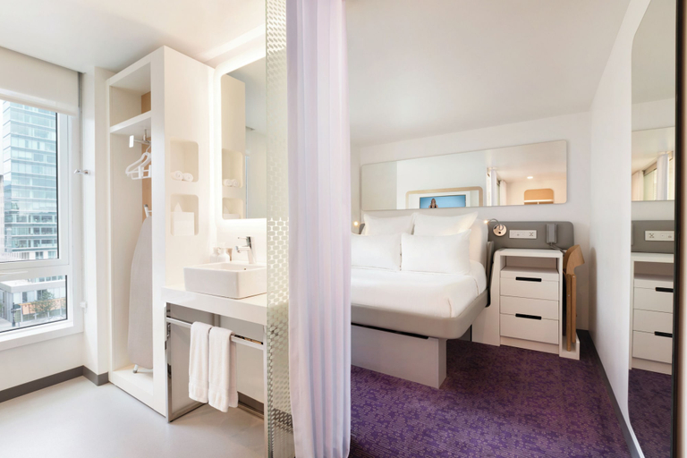 Bedroom 3, YOTEL Boston, Select by Hilton, Boston